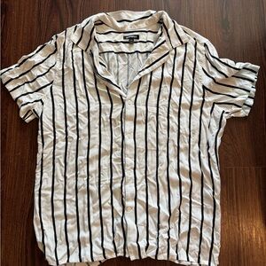 Express Black and White Casual Button Down Shirt